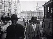 Mil&aacute;n. Plaza del Duomo. Lumi&egrave;re